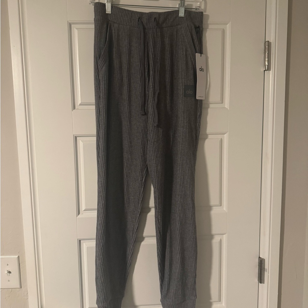 ALO Yoga Steel Grey Muse Sweatpants